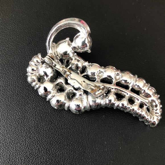 Vintage Rhinestone Leaf Brooch Pin - Picture 5 of 5